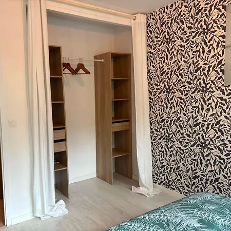 Modern Alpine Gem Flat With Mountain Views Sallanches